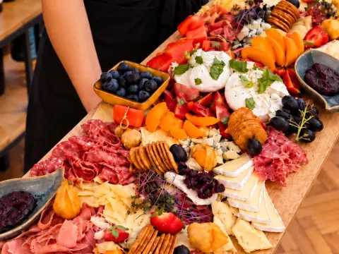 Le Mimosa Grand Board