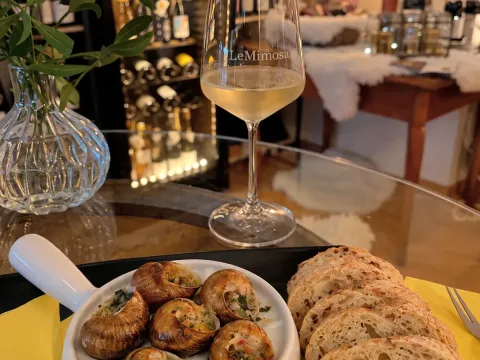 Snail Ragú with Bread